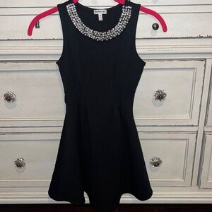Monteau Girl black formal cocktail dress crystal pearl embellished neckline 7/8​